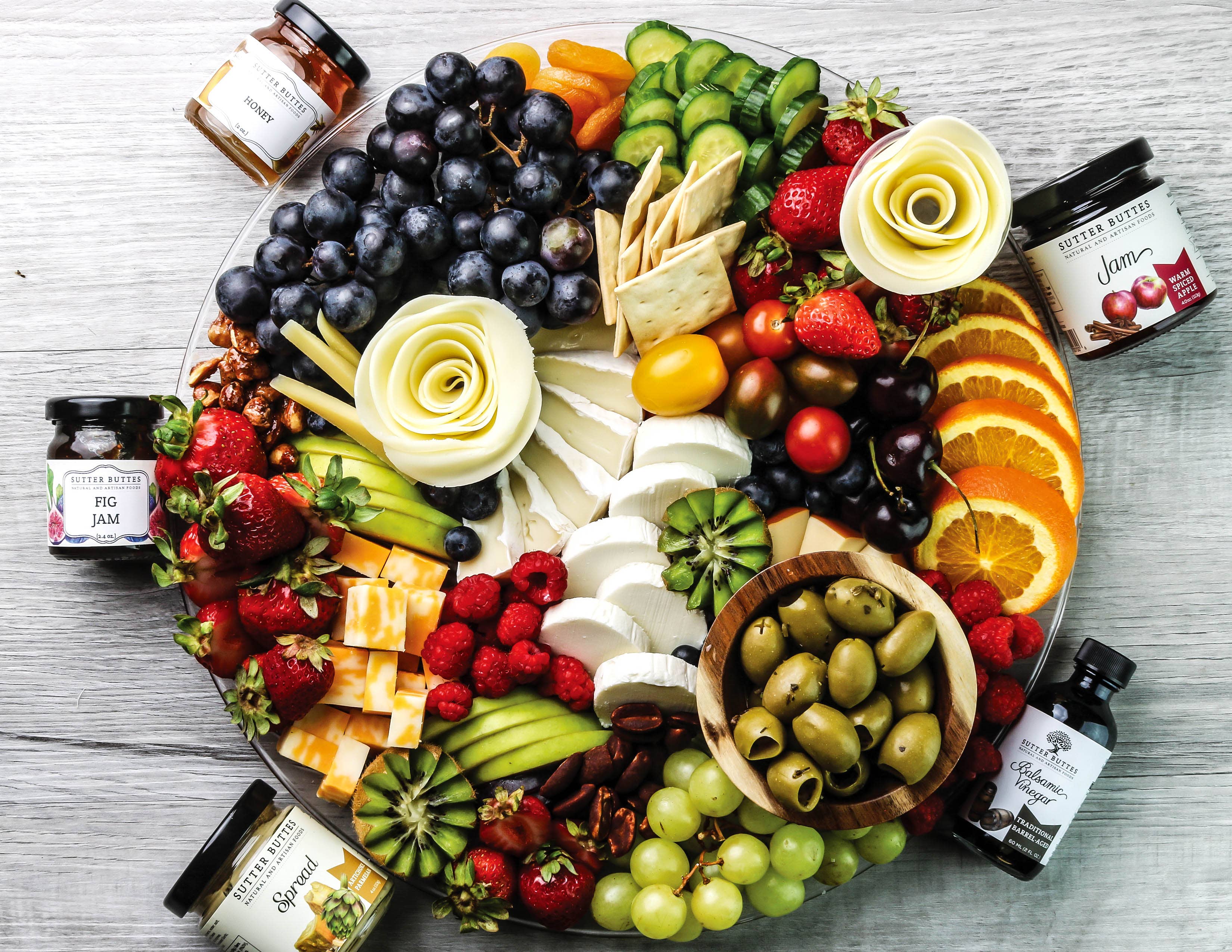 Charcuterie Starter Kit – Gourmet Appetizer Gift Set