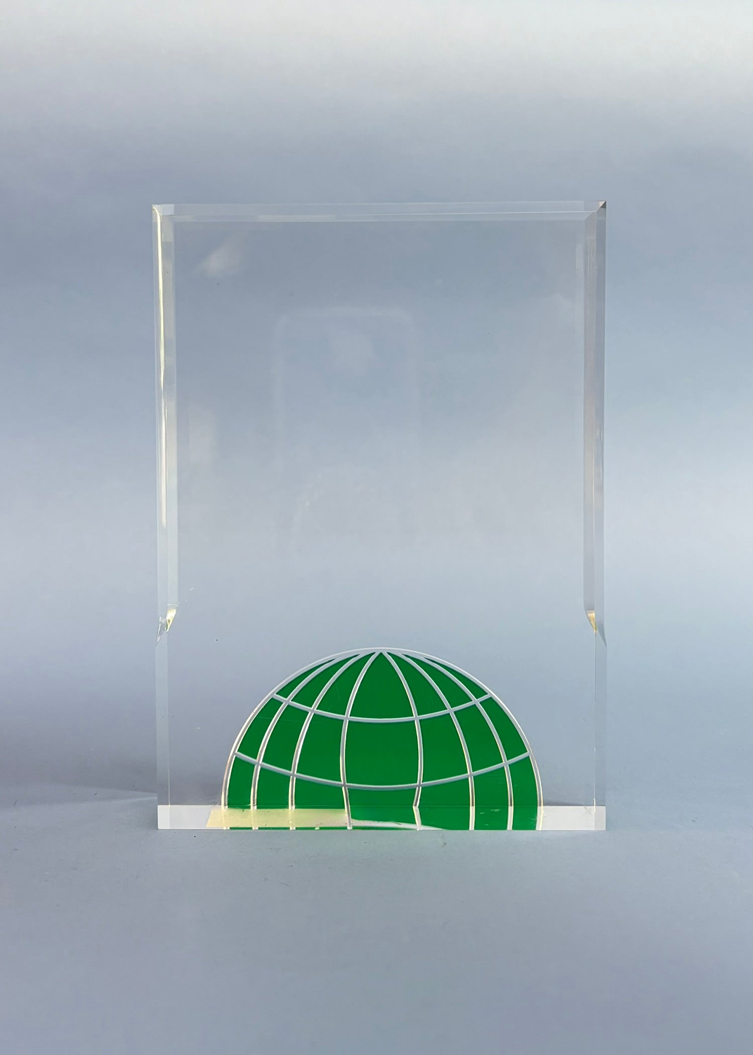 7" Globe Acrylic Green