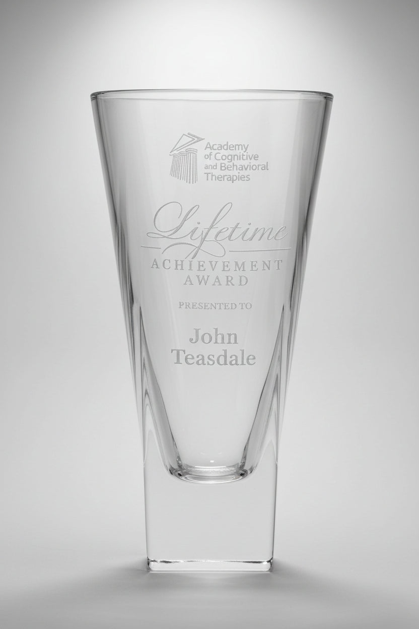 European Clear Crystal Crescendo Vase