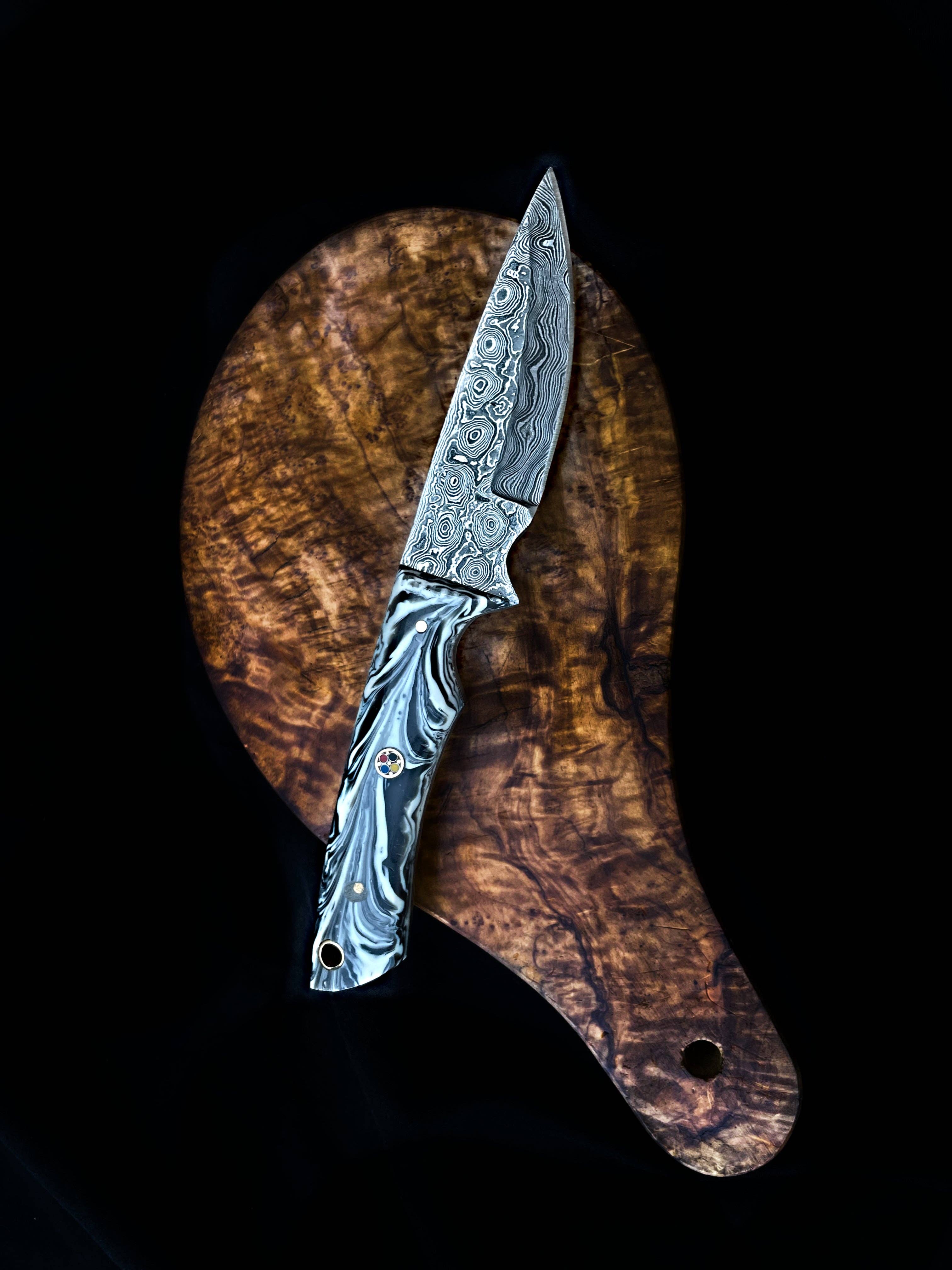 Damascus Steel Dragon Knife