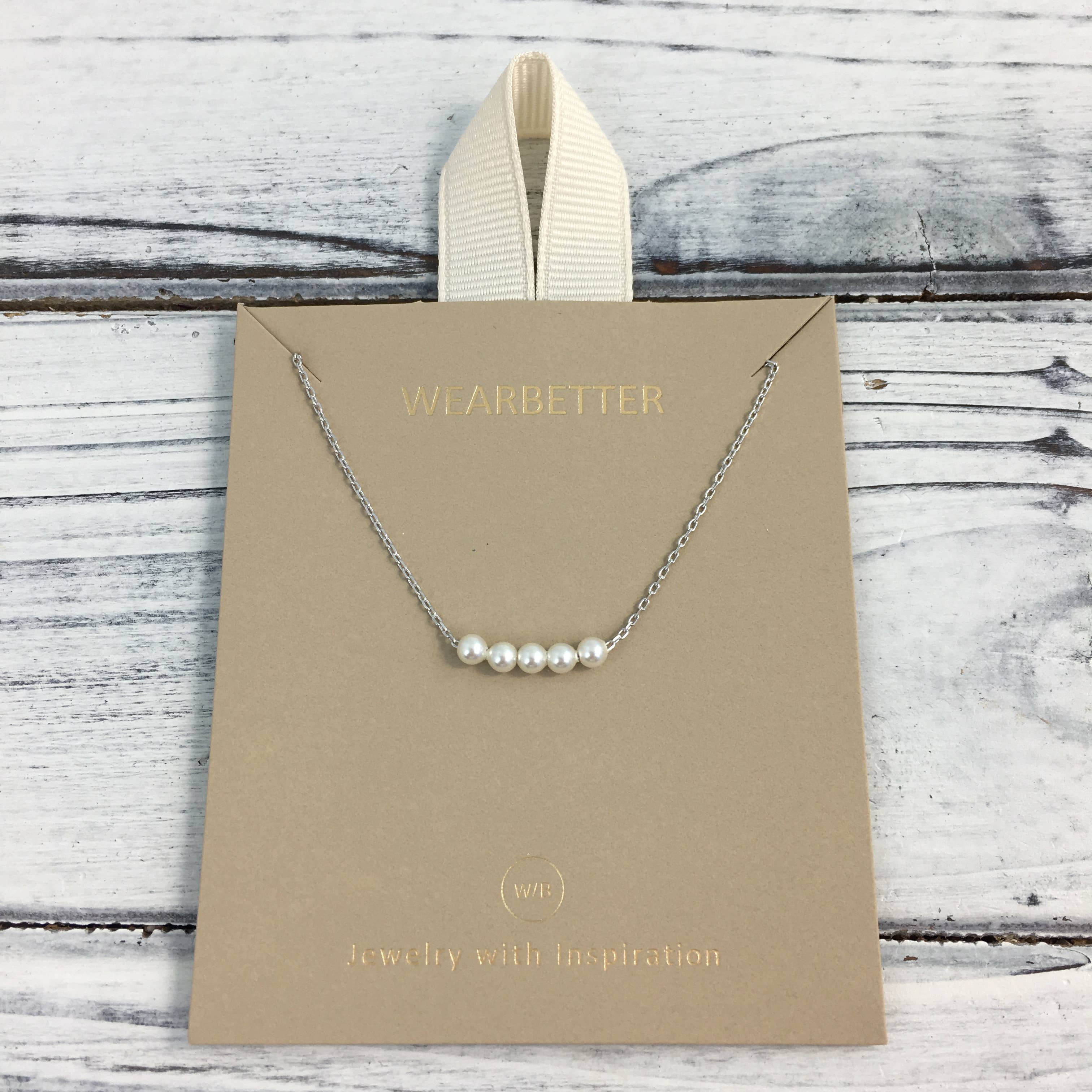 Dainty 5-Pearl necklace 